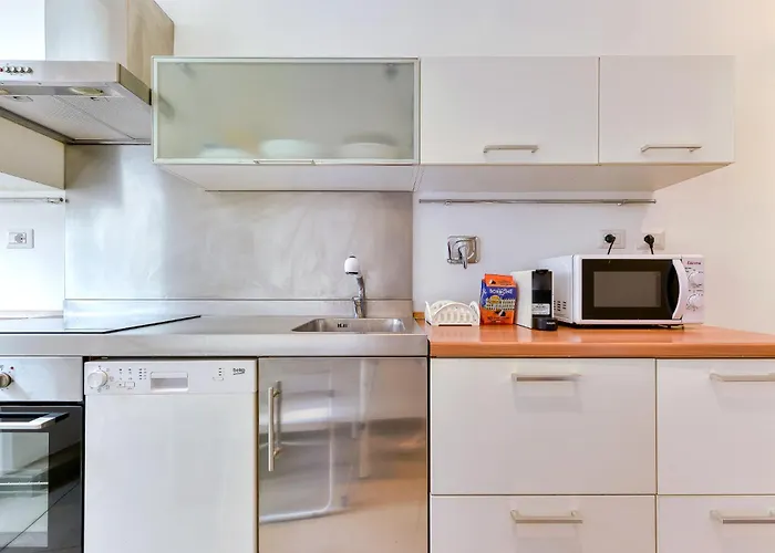 Lavinia's At Colosseo